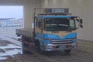 2013 Flat Body Nissan UD  TKG-MK38C - Image 2