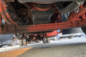 2013 Flat Body Nissan UD  TKG-MK38C - Image 9