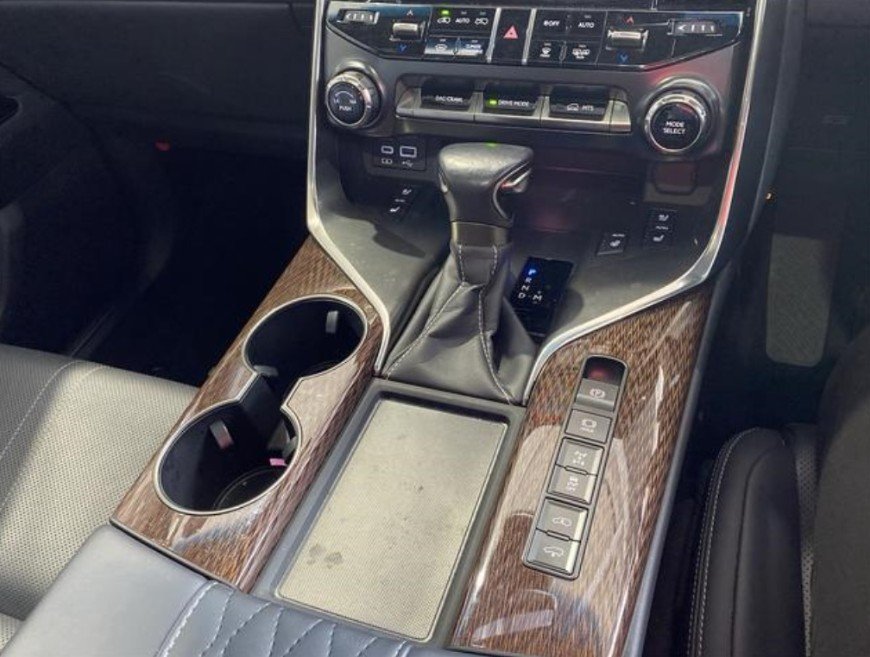 2023 LEXUS Lexus LX VJA310W - Image 11