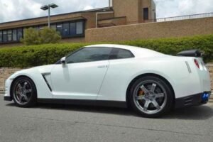 2011 NISSAN GT-R DBA-R35