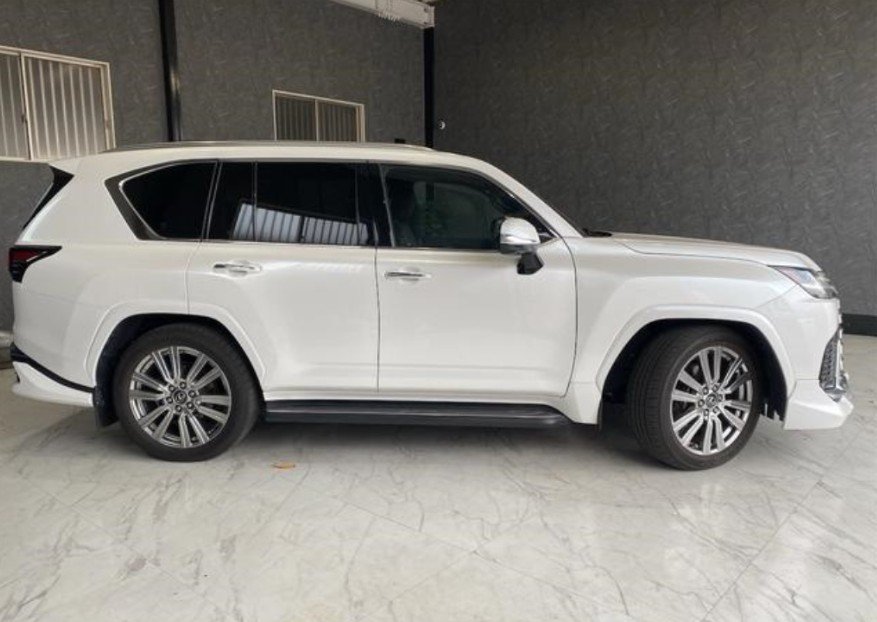 2023 LEXUS Lexus LX VJA310W - Image 5