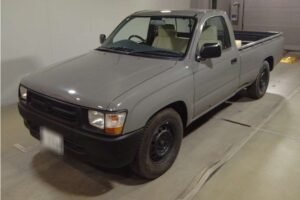 2003 TOYOTA HILUX GC-RZN147