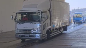 2013 Van Wing Isuzu Forward TKG-FRR90T2