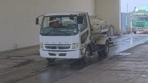 2006 Tank Truck Mitsubishi Fuso Fighter PA-FK71D