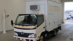 2010 Freezer Refrigerator Truck Hino Dutro BKG-XZU304M