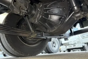 2010 Van Wing Isuzu Elf BKG-NMR85AN