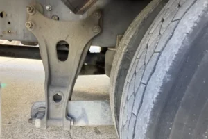 2013 Van Wing Isuzu Forward TKG-FRR90T2