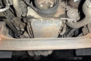 2013 Van Wing Isuzu Forward TKG-FRR90T2