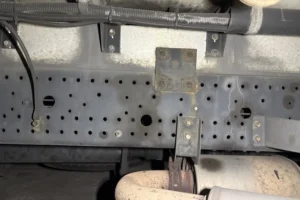 2013 Van Wing Isuzu Forward TKG-FRR90T2