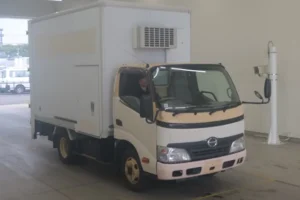 2010 Freezer Refrigerator Truck Hino Dutro BKG-XZU304M