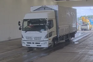 2017 Van Wing Hino Ranger TPG-FD7JLAA