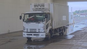 2014 Freezer Refrigerator Truck Isuzu Forward TKG-FRR90S2