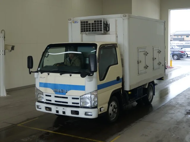 2017 Freezer Refrigerator Truck Isuzu Elf TRG-NKR85A