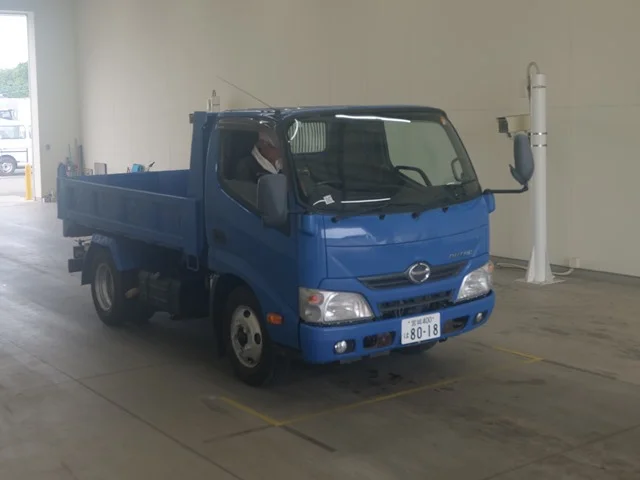 2015 Dump Tipper Truck Hino Dutro TKG-XZU620T - Image 3