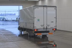 2004 Van Wing Isuzu Forward PB-FRR35K3S