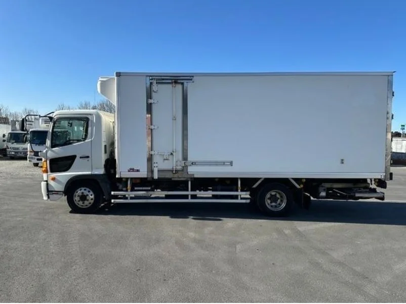 2015 Freezer Refrigerator Truck Hino Ranger TKG-FC9JJAA - Image 5
