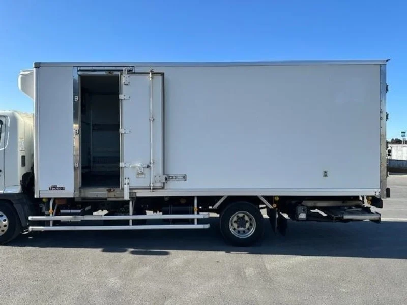 2015 Freezer Refrigerator Truck Hino Ranger TKG-FC9JJAA - Image 6