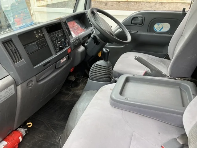 2017 Freezer Refrigerator Truck Isuzu Elf TRG-NKR85A - Image 8