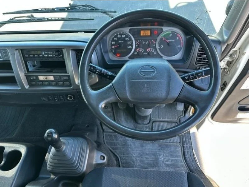 2015 Freezer Refrigerator Truck Hino Ranger TKG-FC9JJAA - Image 9