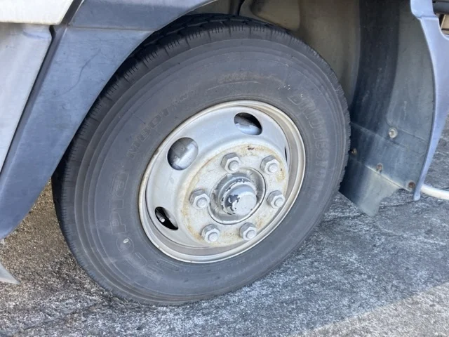 2004 Van Wing Isuzu Forward PB-FRR35K3S - Image 10