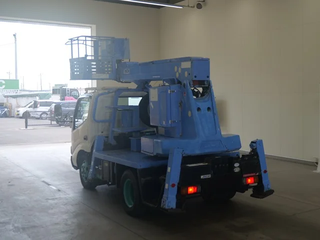 2008 Aerial Platform Hino Dutro BDG-XZU304E - Image 4