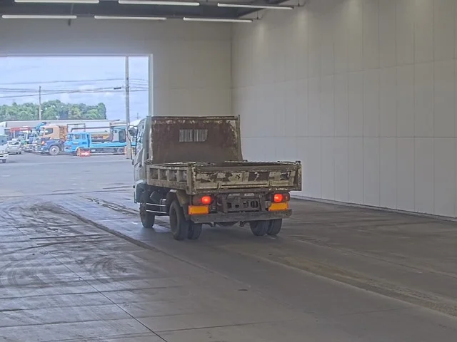 2007 Dump Tipper Truck Hino Ranger BDG-FC7JCWA - Image 4