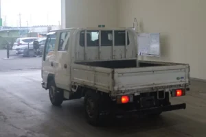 2010 Double Cab Truck Isuzu Elf BKG-NHR85A