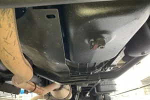 2004 Van Wing Isuzu Forward PB-FRR35K3S