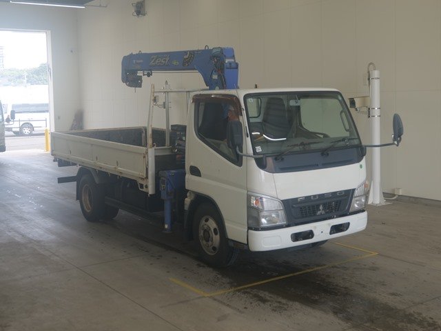 2010 Crane Truck Mitsubishi Fuso Canter PDG-FE73DN - Image 3