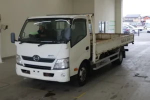 2013 Flat Body Truck Hino Dutro TKG-XZU720M