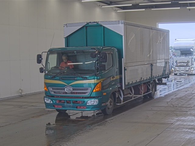 2011 Van Wing Hino Ranger SKG-FD9JPAA