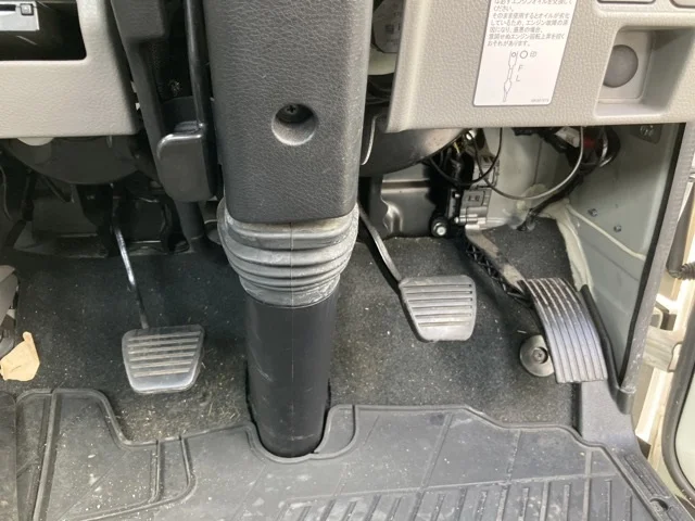 2020 Flat Body Truck Mitsubishi Fuso Canter 2PG-FEB90 - Image 7