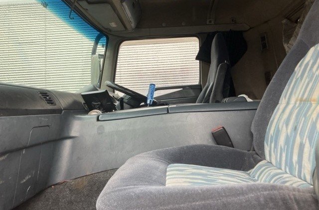 2004 Flat Body Truck Mitsubishi Fuso Super Great KL-FS54JVZ - Image 8