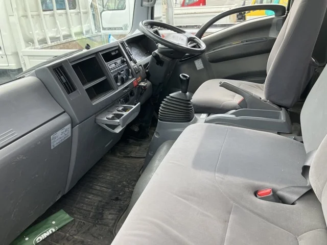 2009 Crane Truck Isuzu Elf BKG-NPR85AR - Image 8