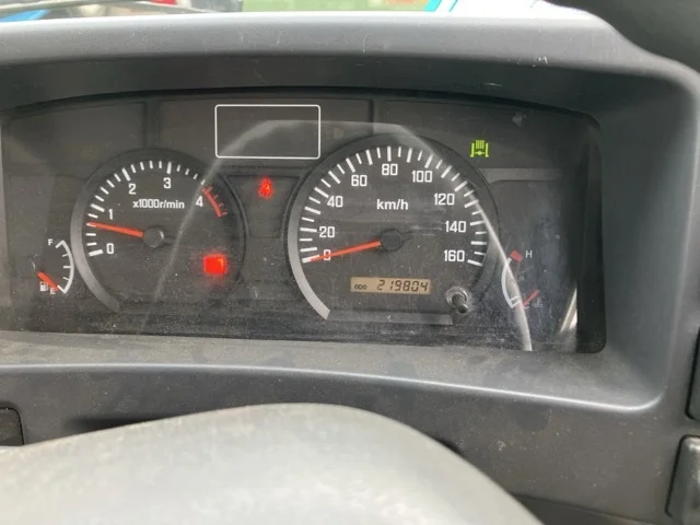2009 Crane Truck Isuzu Elf BKG-NPR85AR - Image 9