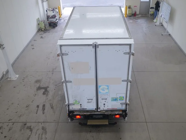 2010 Freezer Refrigerator Truck Hino Dutro BKG-XZU304M - Image 6