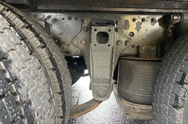 2004 Flat Body Truck Mitsubishi Fuso Super Great KL-FS54JVZ - Image 11