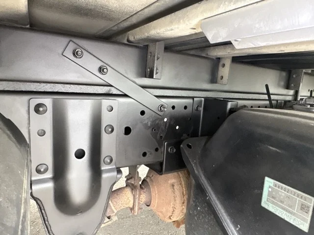 2017 Freezer Refrigerator Truck Isuzu Elf TRG-NKR85A - Image 17