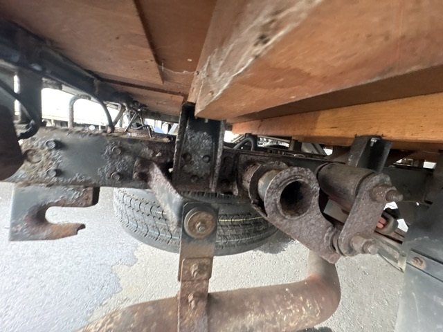 2006 Flat Body Truck Mitsubishi Fuso Canter PA-FD70BB - Image 18