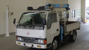 1991 Crane Truck Mitsubishi Fuso Canter U-FE317B