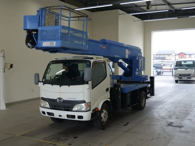 2012 Aerial Platform Hino Dutro TKG-XZU650F