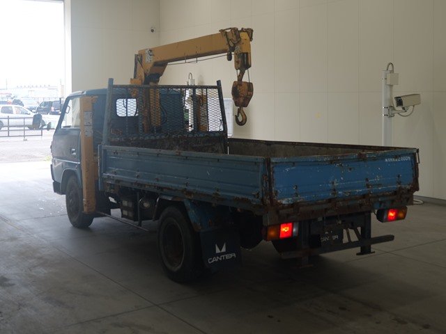 1981 Crane Truck Mitsubishi Fuso Canter K-FE111E - Image 4
