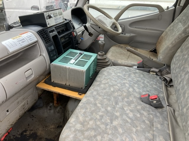 2001 Others Trucks Hino Dutro KK-XZU301X - Image 8