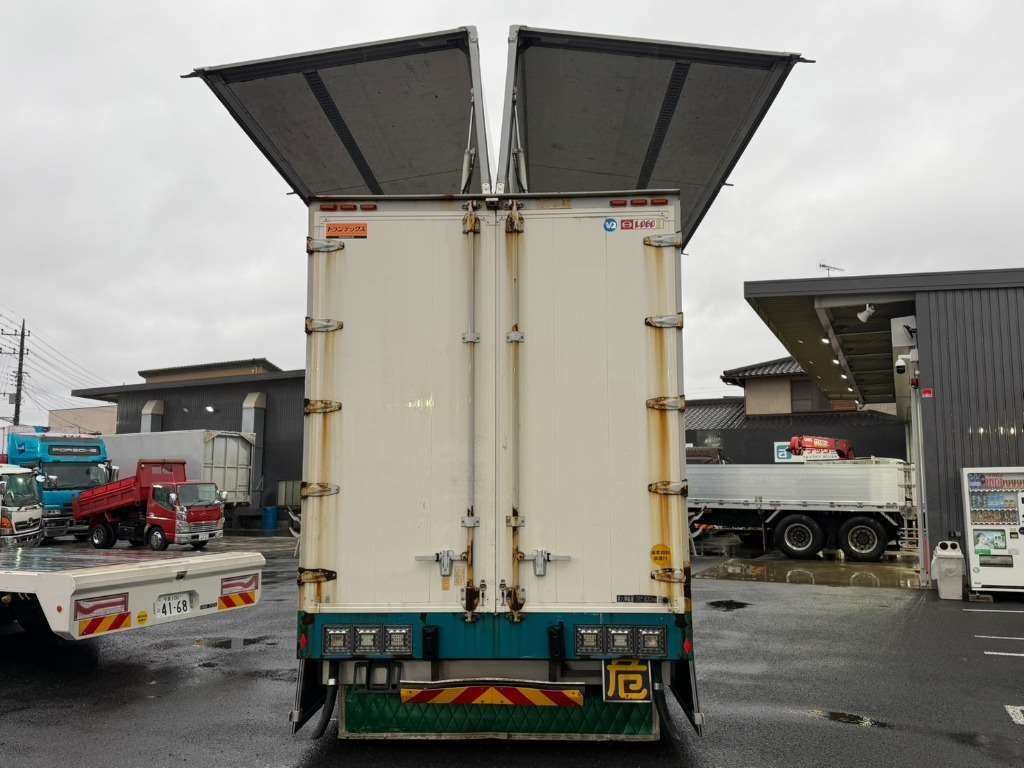 2016 Freezer Refrigerator Truck Hino Profia FW1EXEG - Image 14