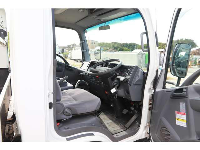 2016 Self Loader Isuzu Elf TRG-NLR85AN - Image 17