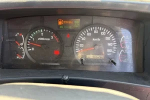 2013 Van Wing Isuzu Forward TKG-FRR90T2