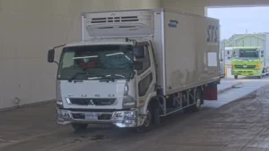 2017 Freezer Refrigerator Truck Mitsubishi Fuso Fighter TKG-FK74F