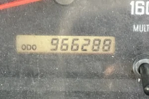 2013 Van Wing Isuzu Forward TKG-FRR90T2