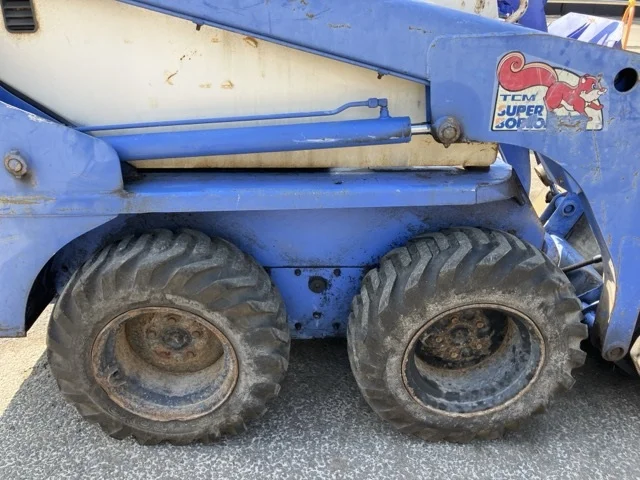 Skid Loader TCM 604 - Image 8