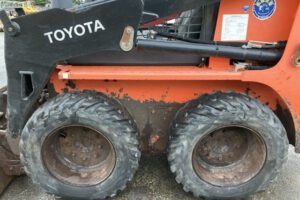 Skid Loader Toyota 5SDK6